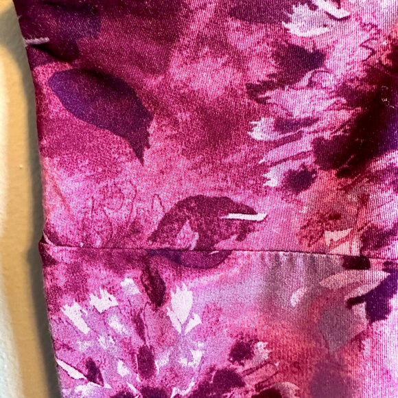 NWT - TERRA & SKY high rise fitted leggings. Size 4X (28W – 30 W). - Picture 6 of 7